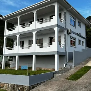 Western Ocean Breeze Self Catering Appartement